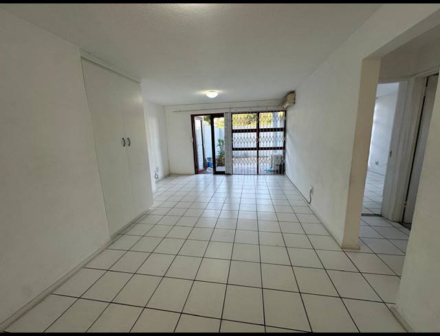 2 BEDROOM APARTMENT FOR SALE IN BLUFF